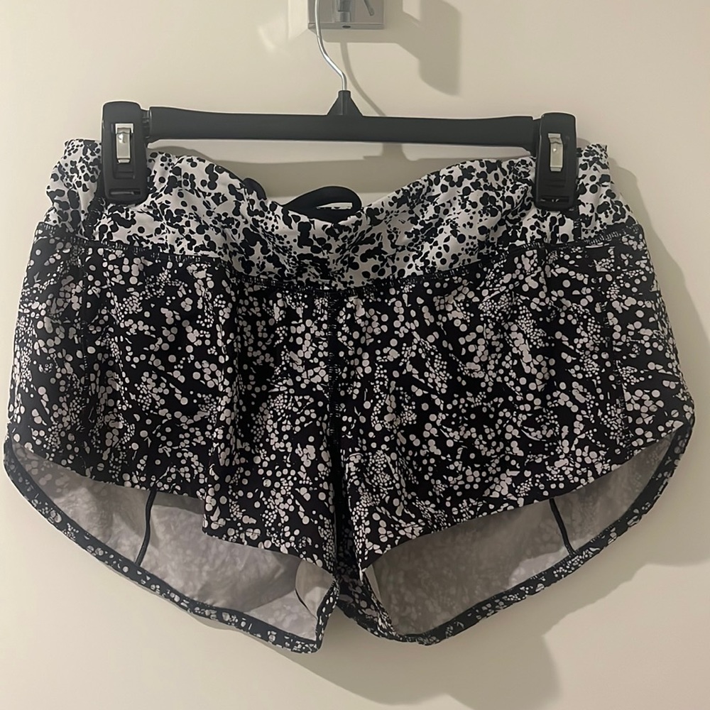 ⭐️ Lululemon Speed Up Low Rise 2.5in ⭐️